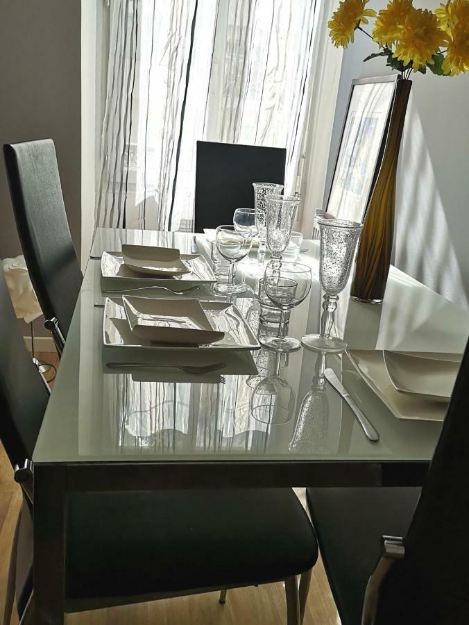 Beachside Appartement In Center Of Cannes Esterno foto